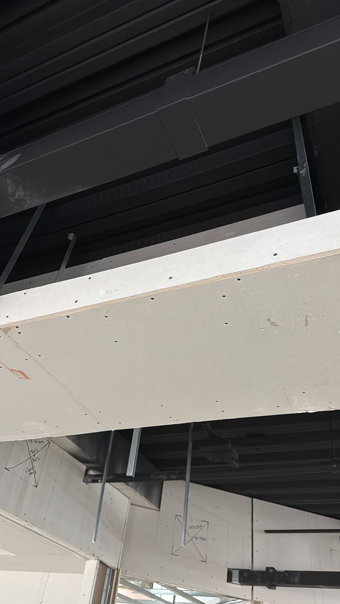 SAS 600 ceiling grid installation